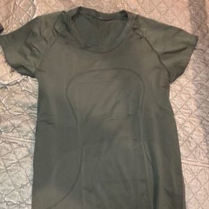 Lulu swiftly tech short sleeve